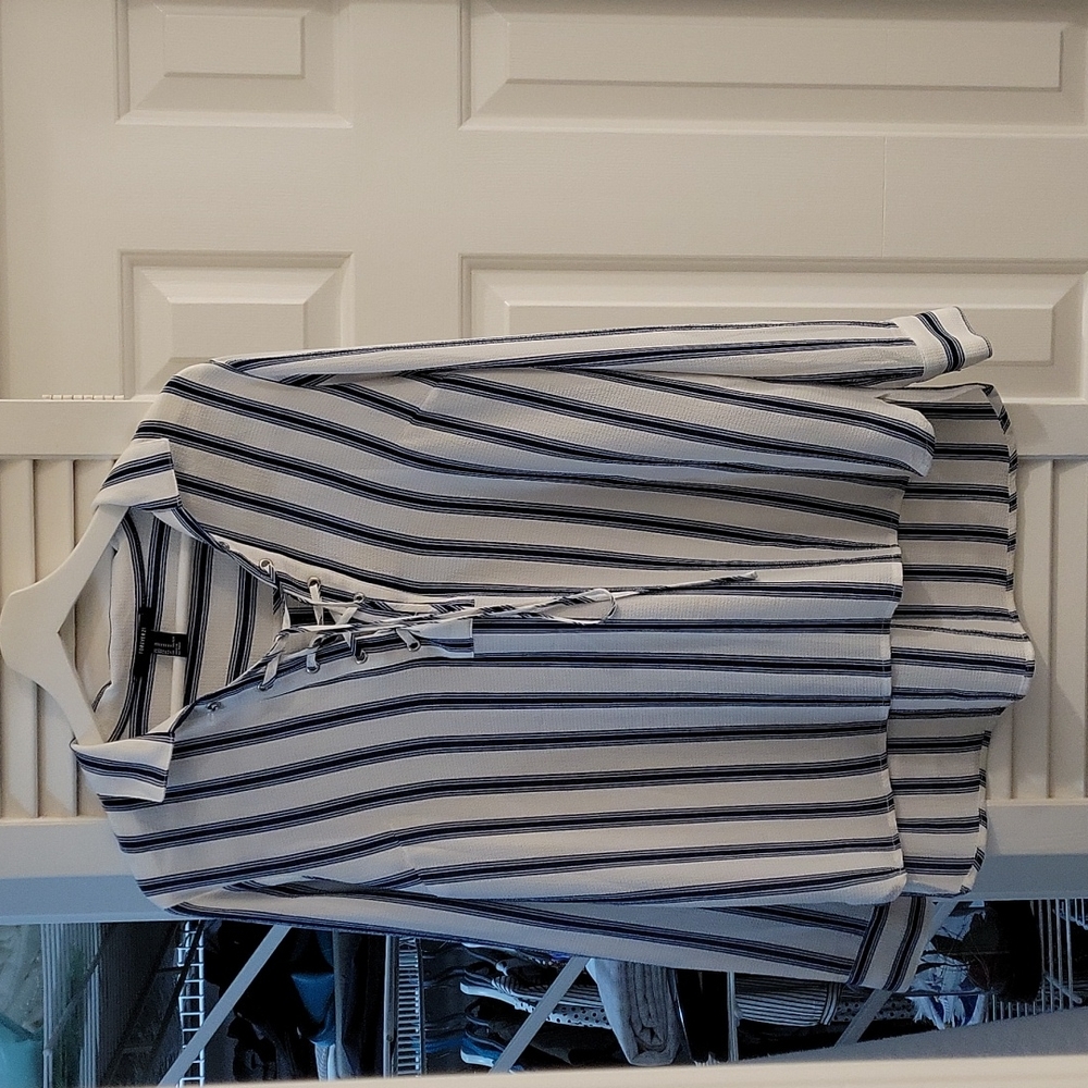 Striped top nwot
